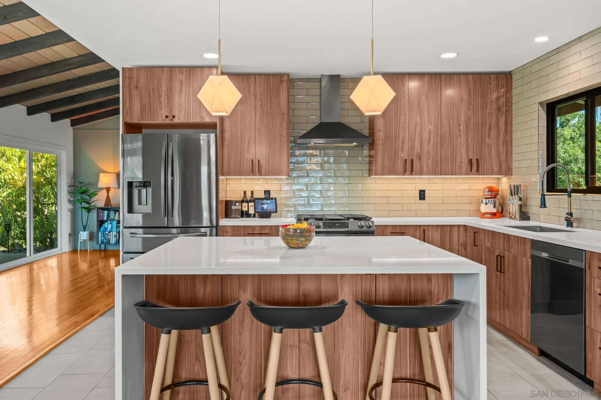 4173 Conrad Drive Spring Valley, CA 91977 - Photo 3 of 49 Remodeled Kitchen