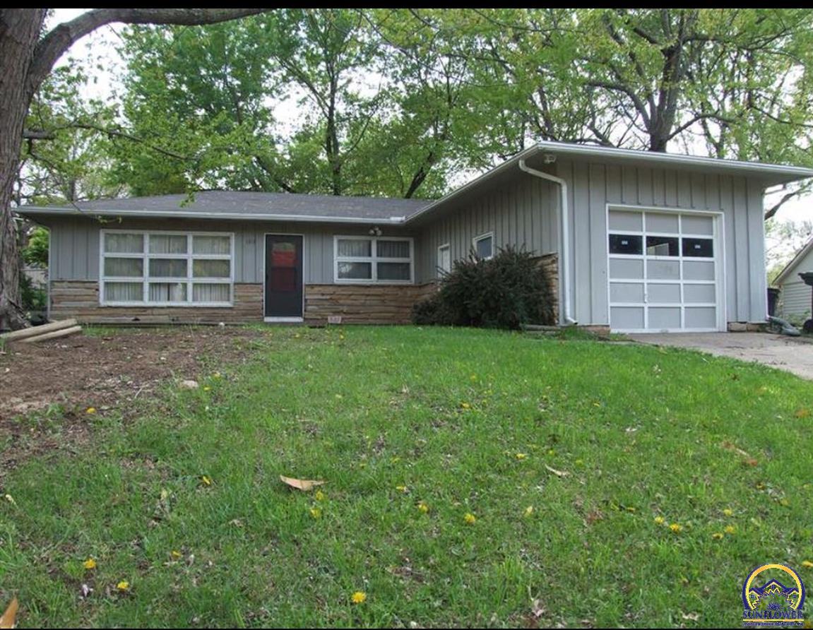 1313 Southwest 29th Terrace Topeka, KS 66611 - Photo 1 of 1