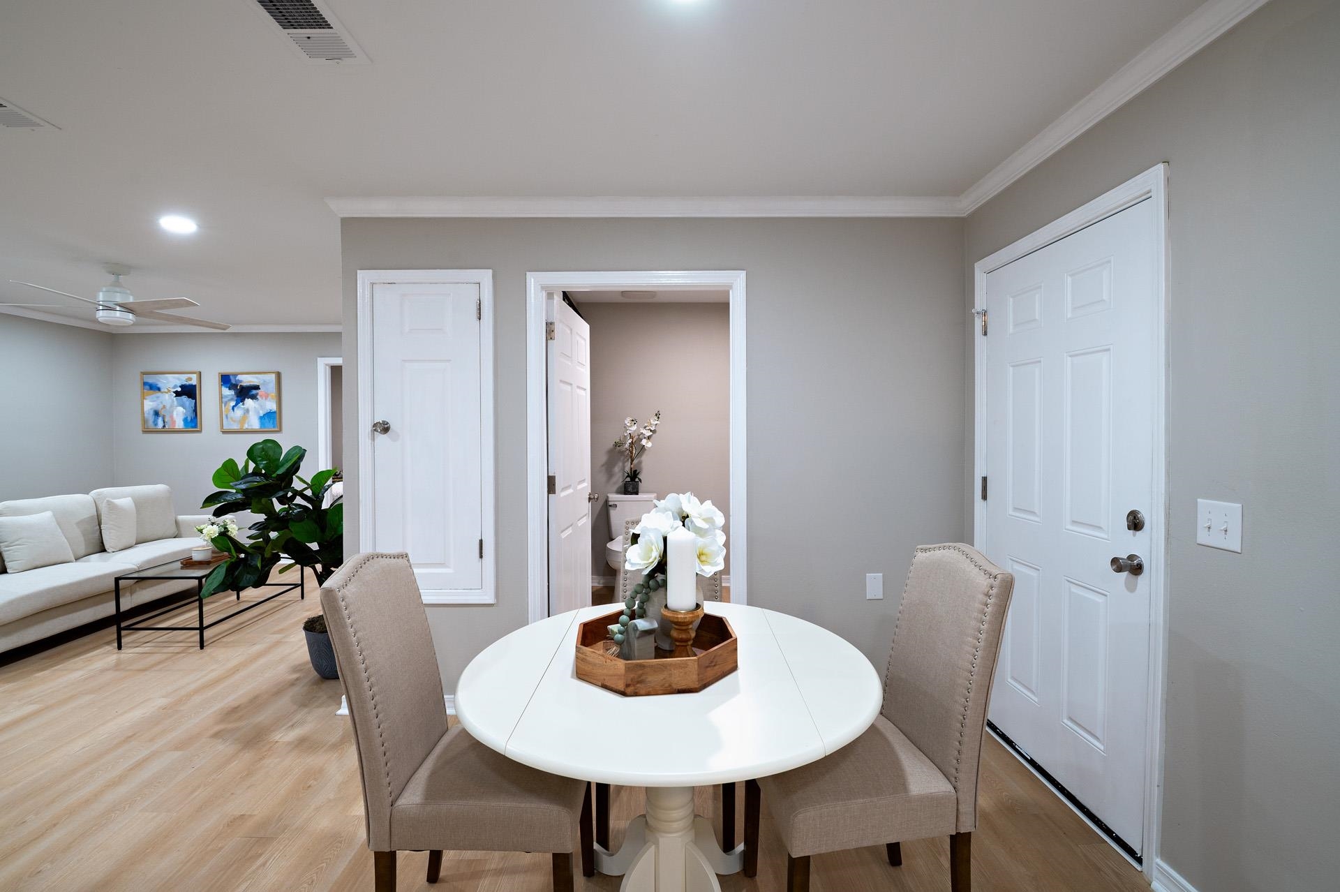 13474 Rooster Lane Foley, AL 36535 - Photo 7 of 39 Dining Area
