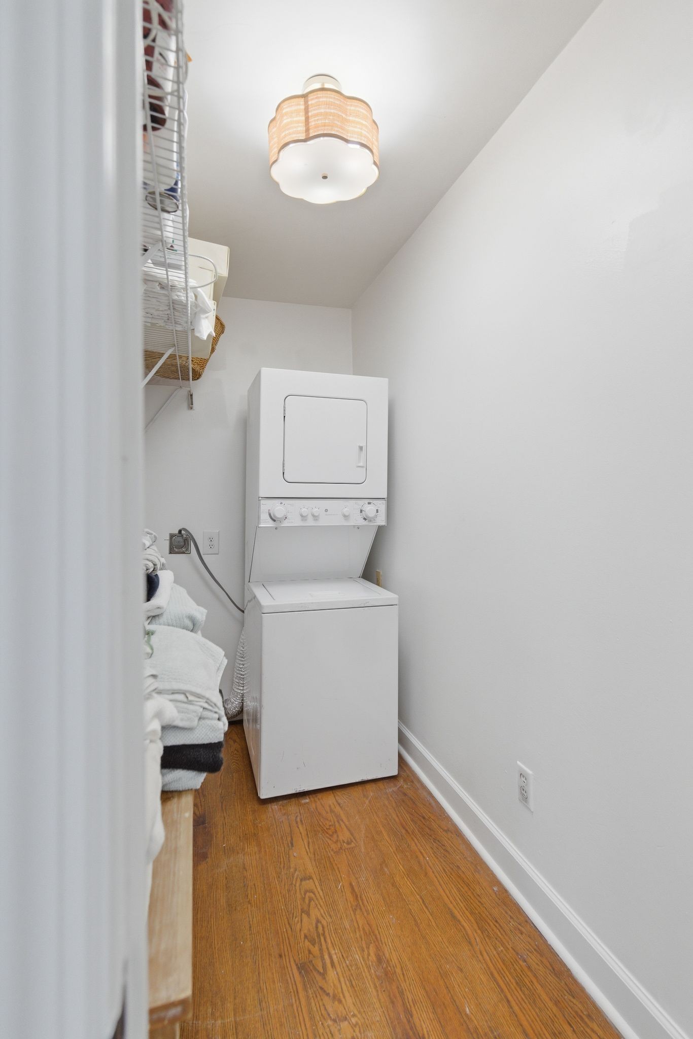 926 Idlewild Drive Madison, TN 37115 - Photo 14 of 25 a view of kitchen and utility room