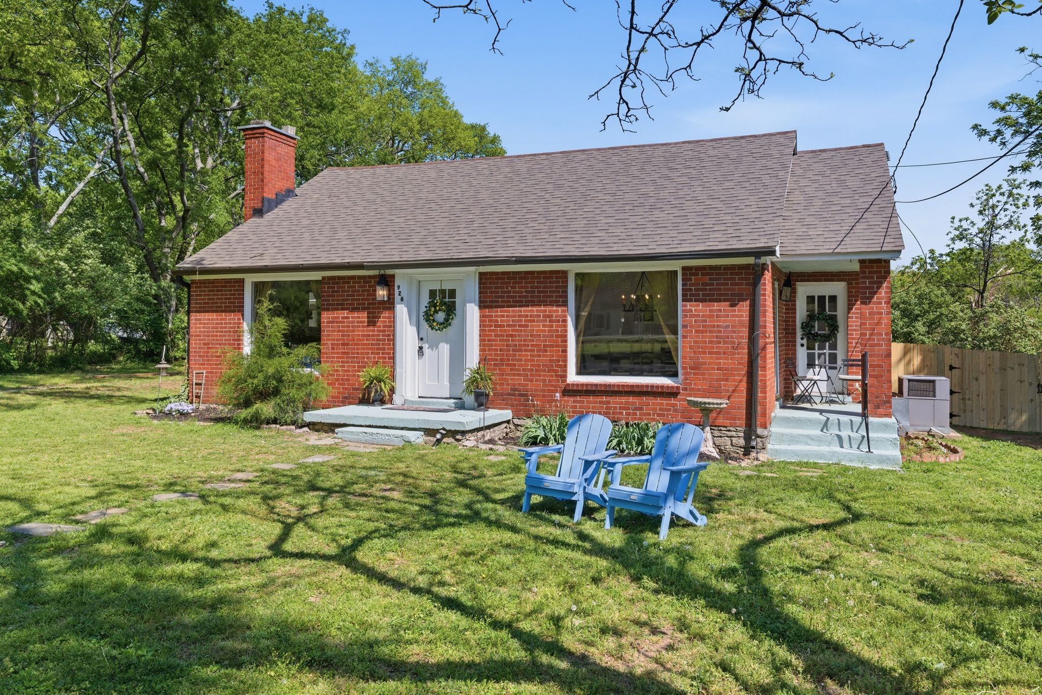 926 Idlewild Drive Madison, TN 37115 - Photo 24 of 25 a house view with a seating space