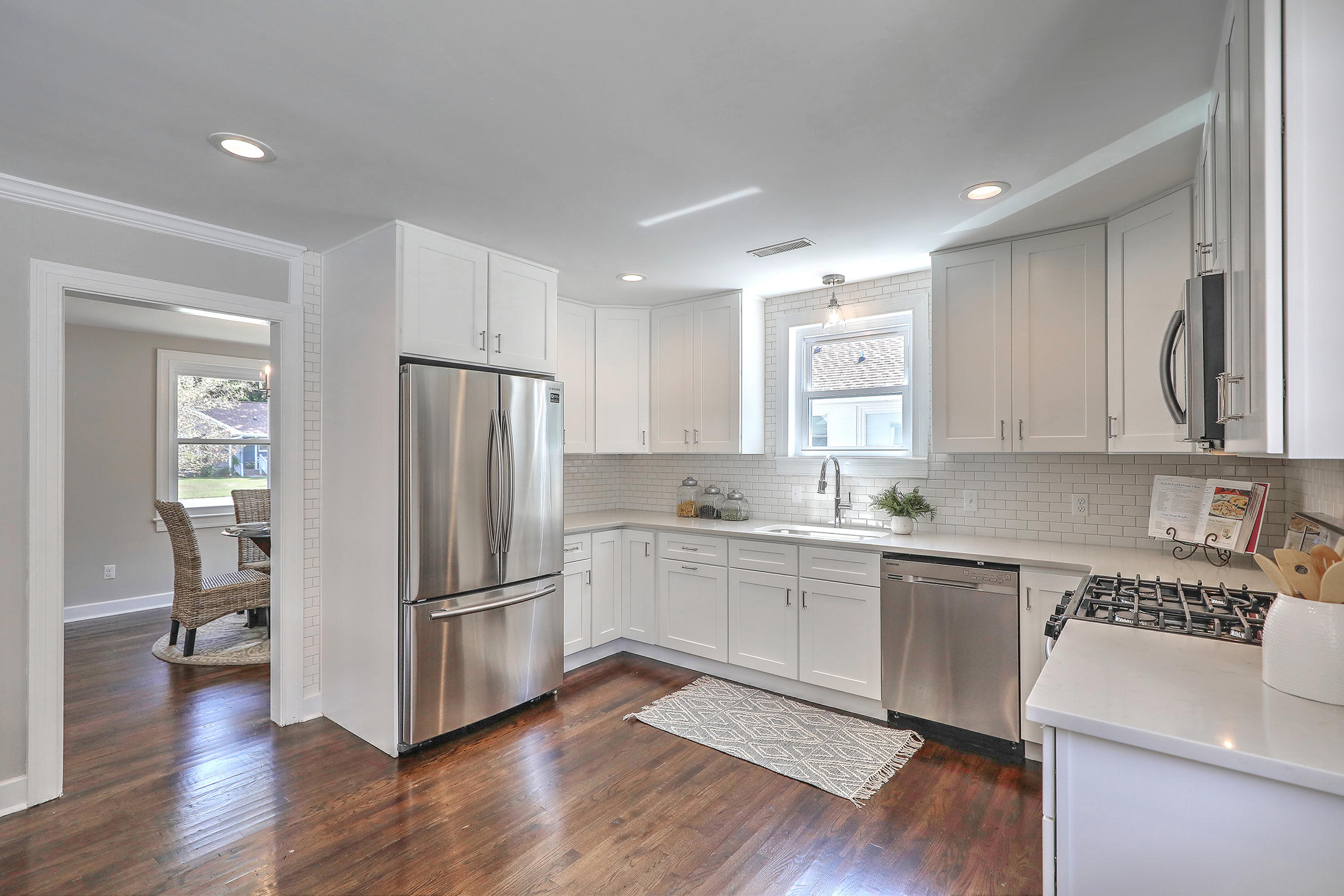 343 Canterbury Road Charleston, SC 29407 - Photo 11 of 23 1R3A7403_4_5