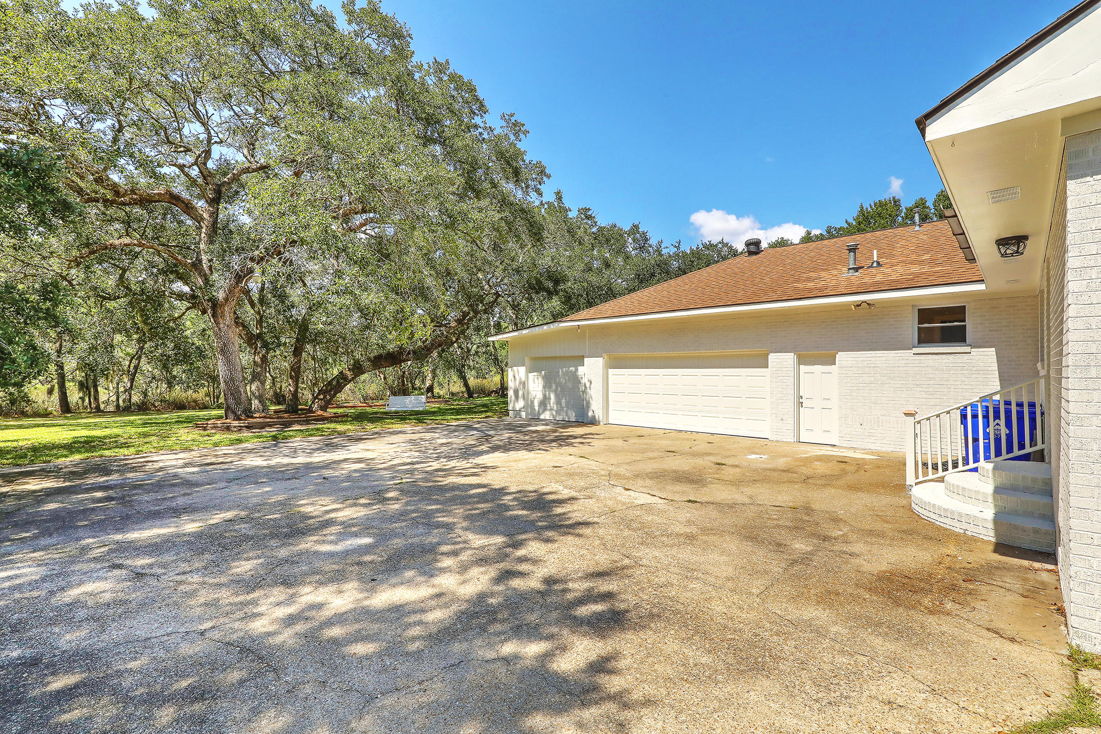 343 Canterbury Road Charleston, SC 29407 - Photo 18 of 23 1R3A7451_2_3