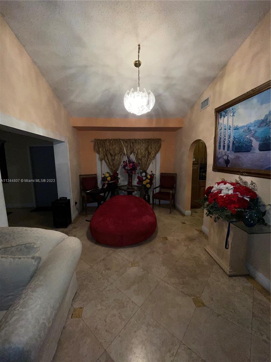 20956 Southwest 124th Ave Road Miami, FL 33177 - Photo 8 of 39 Gallery Image 8