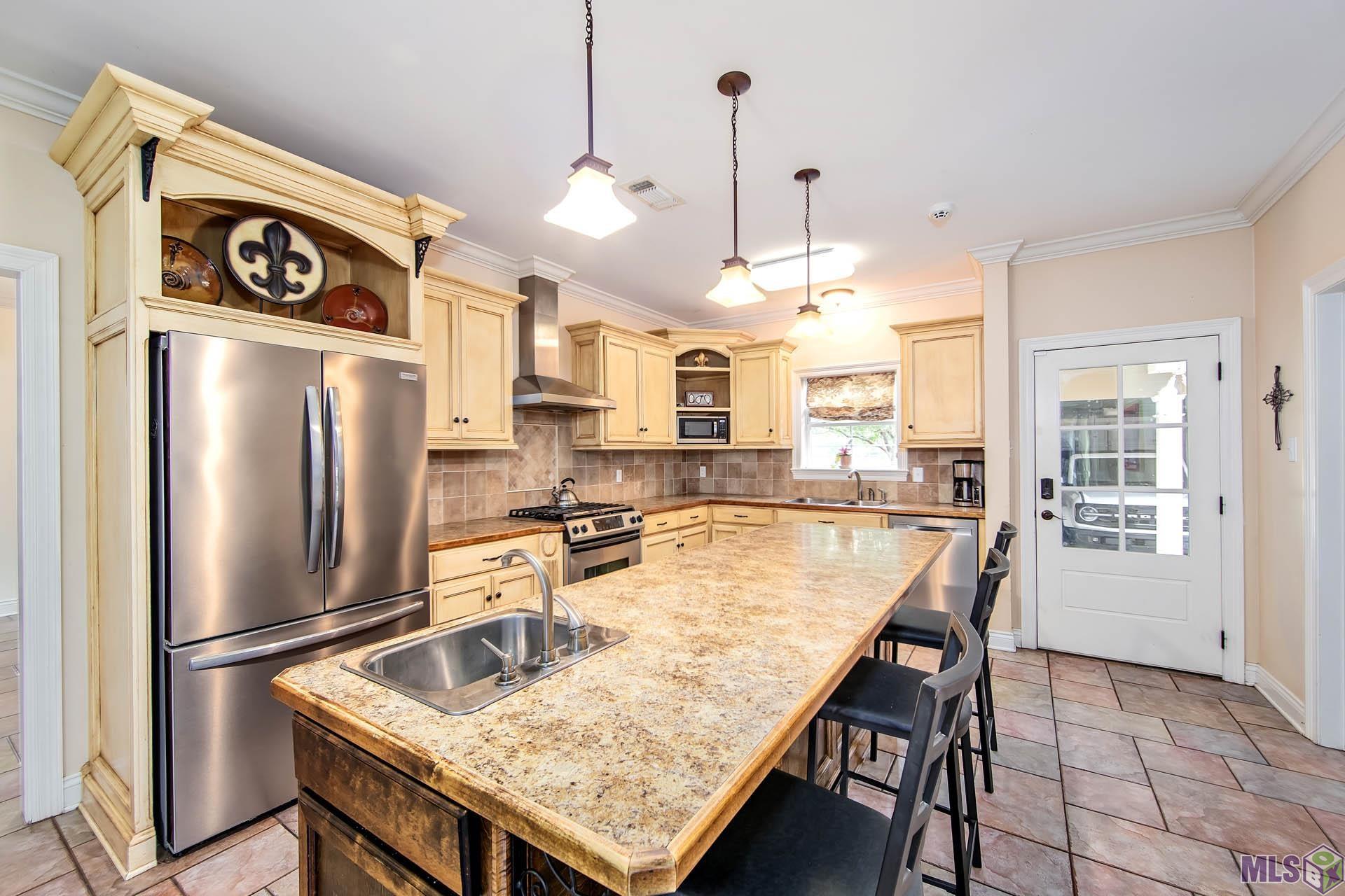 208 Rue De Levert Raceland, LA 70394 - Photo 15 of 29