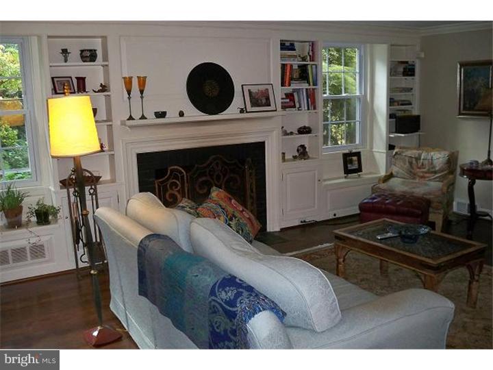 108 Pennington Road Paoli, PA 19301 - Photo 6 of 20 Living Room