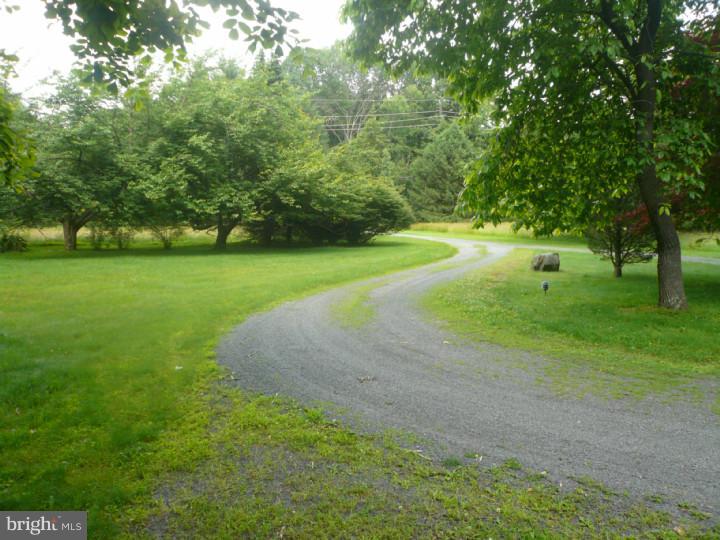 59 Carson Road Princeton, NJ 08540 - Photo 2 of 9