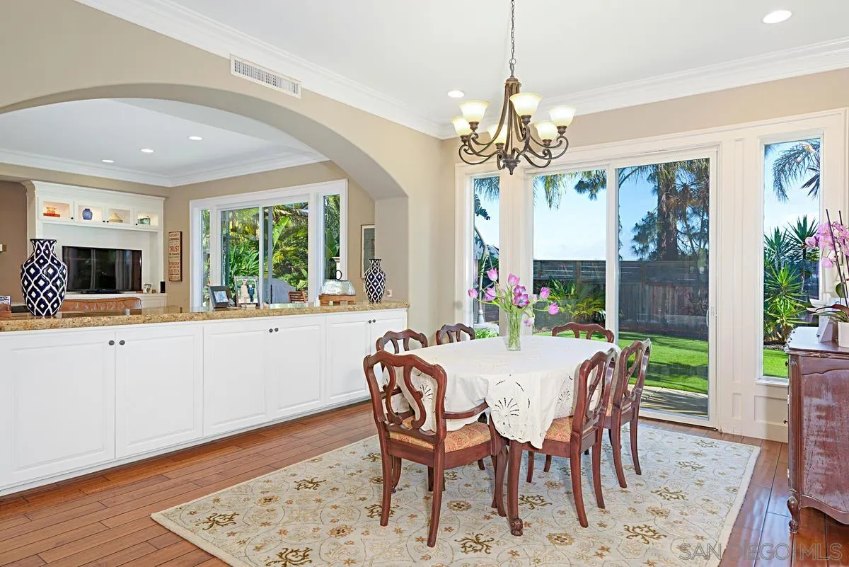 2498 Pinewood Street Del Mar, CA 92014 - Photo 5 of 10