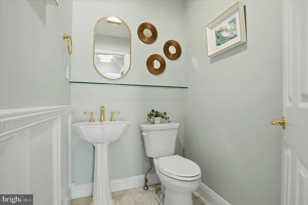 $525,000 | 241 School Lane, Norristown, PA 19403