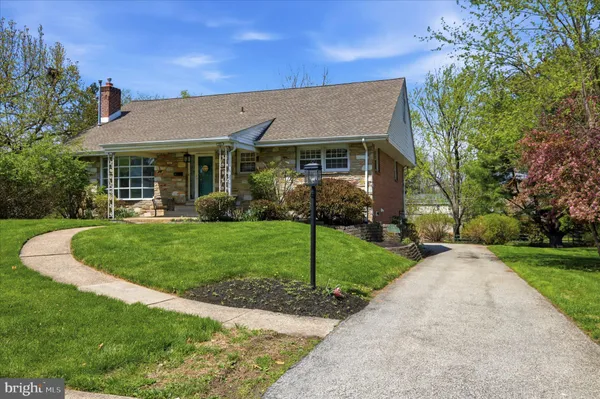 $525,000 | 241 School Lane, Norristown, PA 19403