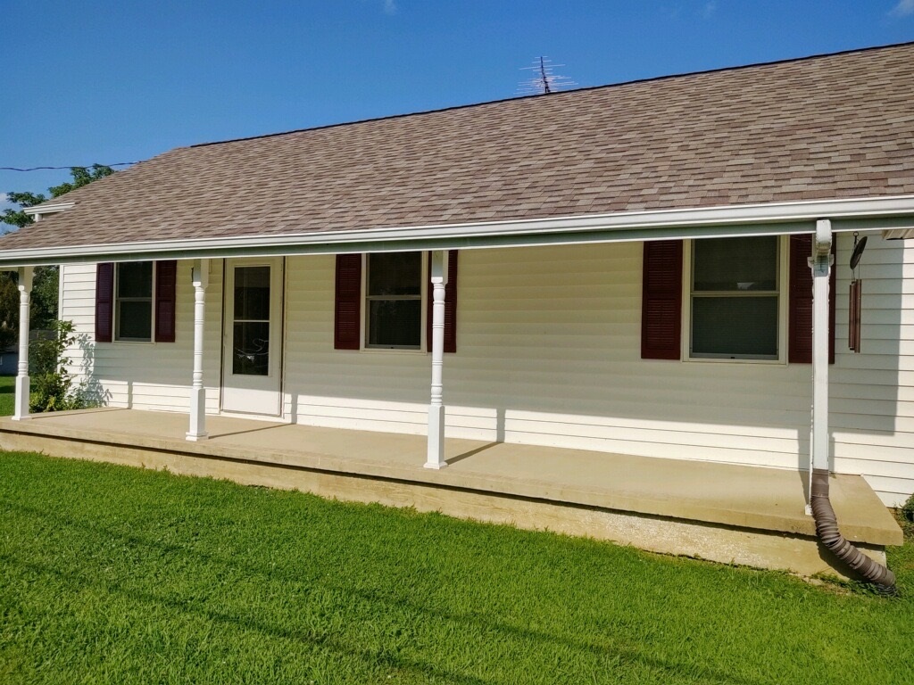12590 Saraville Road Marion, IL 62959 - Photo 1 of 34