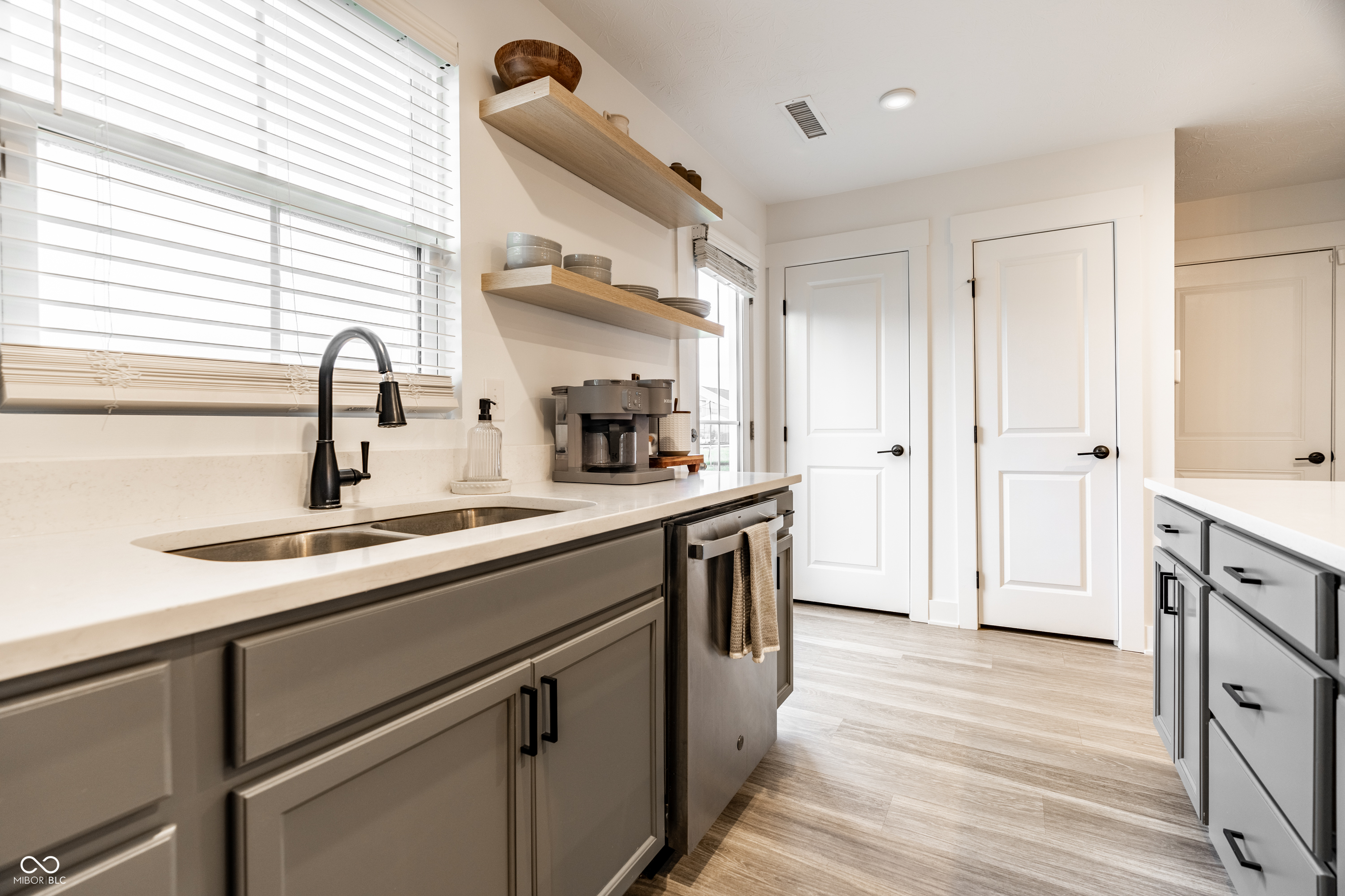 9823 Hulton Road Pendleton, IN 46064 - Photo 12 of 28