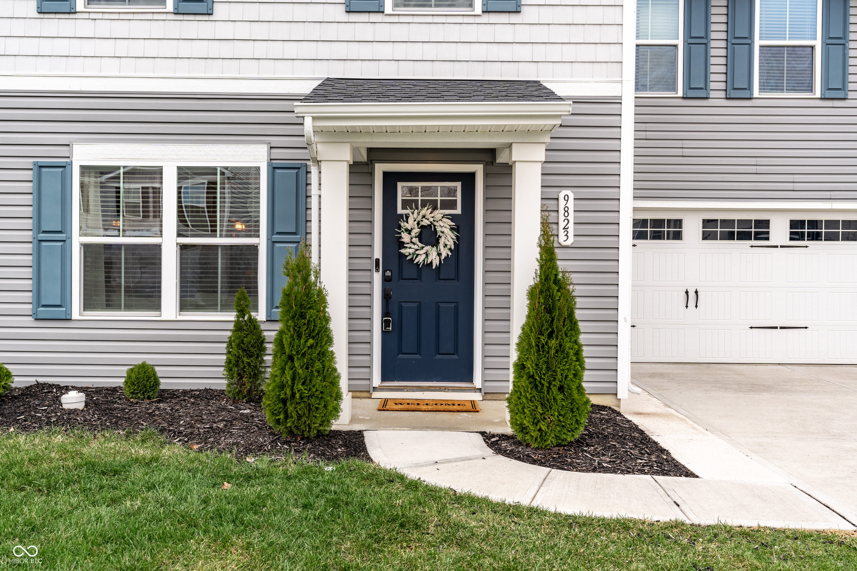 9823 Hulton Road Pendleton, IN 46064 - Photo 2 of 28