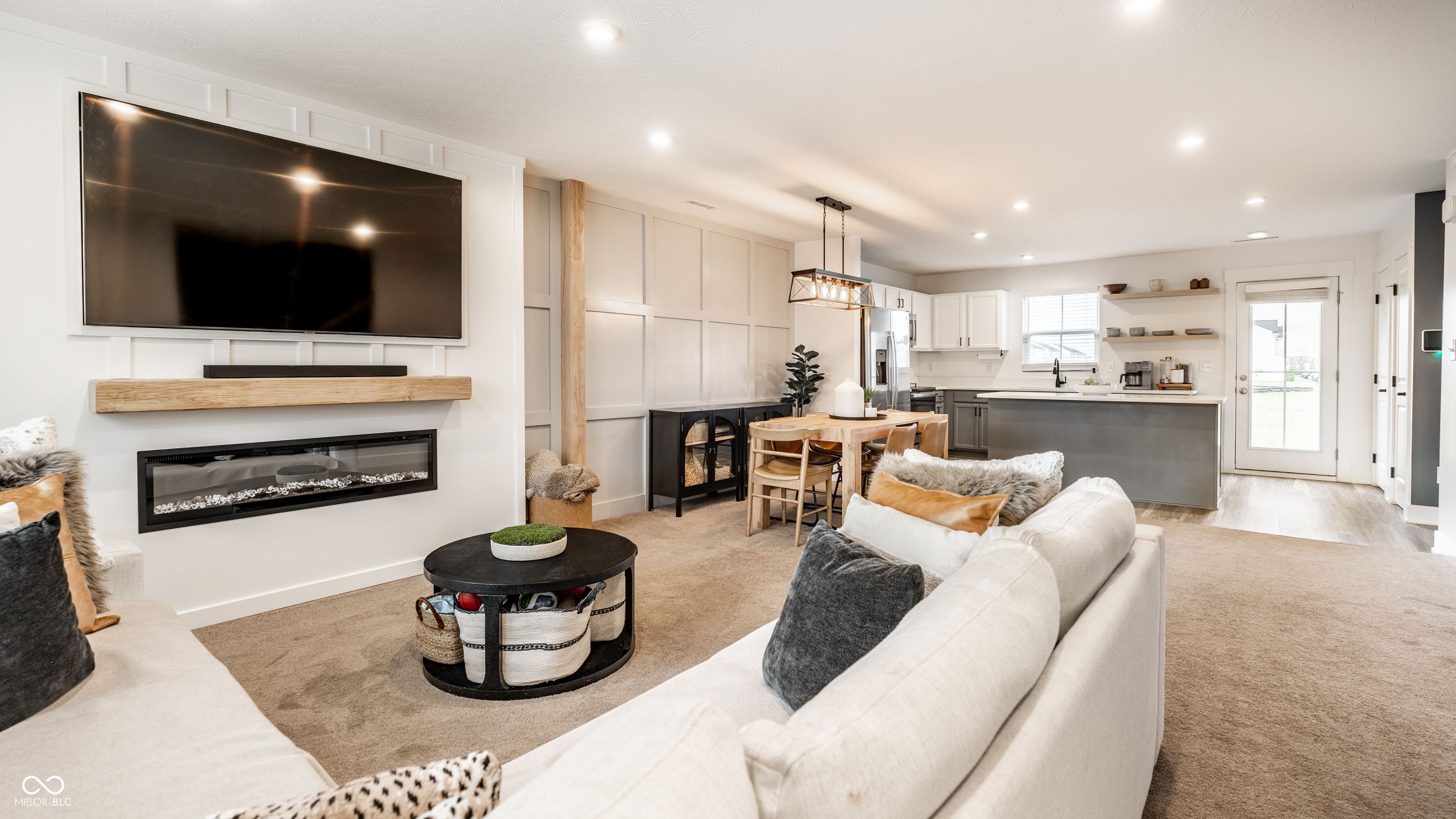 9823 Hulton Road Pendleton, IN 46064 - Photo 6 of 28