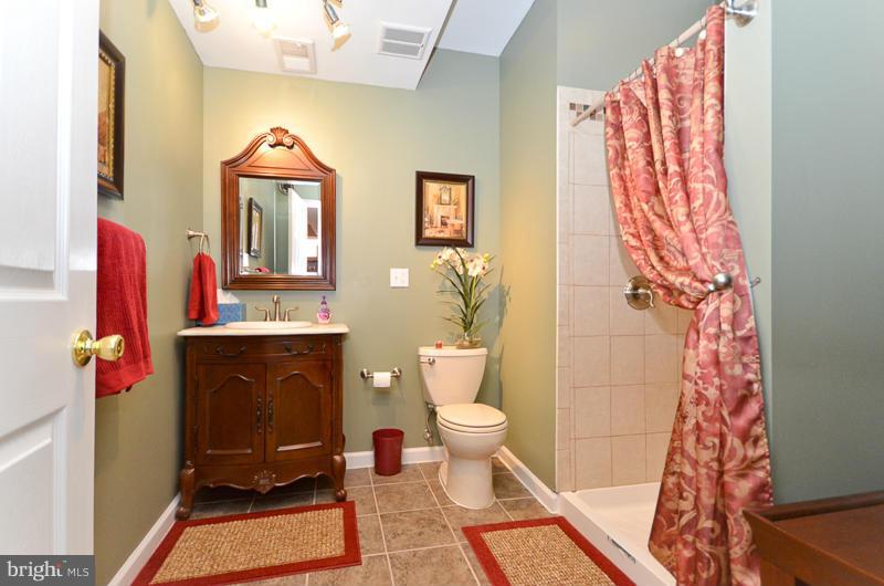 2648 Cast Off Loop Woodbridge, VA 22191 - Photo 20 of 30 Basement-Full Bathroom