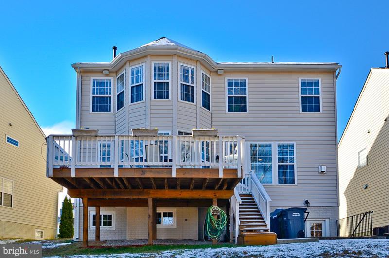 2648 Cast Off Loop Woodbridge, VA 22191 - Photo 22 of 30 Exterior (Rear)-Deck