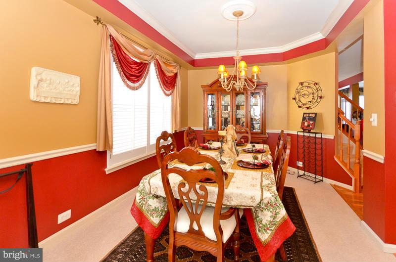 2648 Cast Off Loop Woodbridge, VA 22191 - Photo 4 of 30 Dining Room