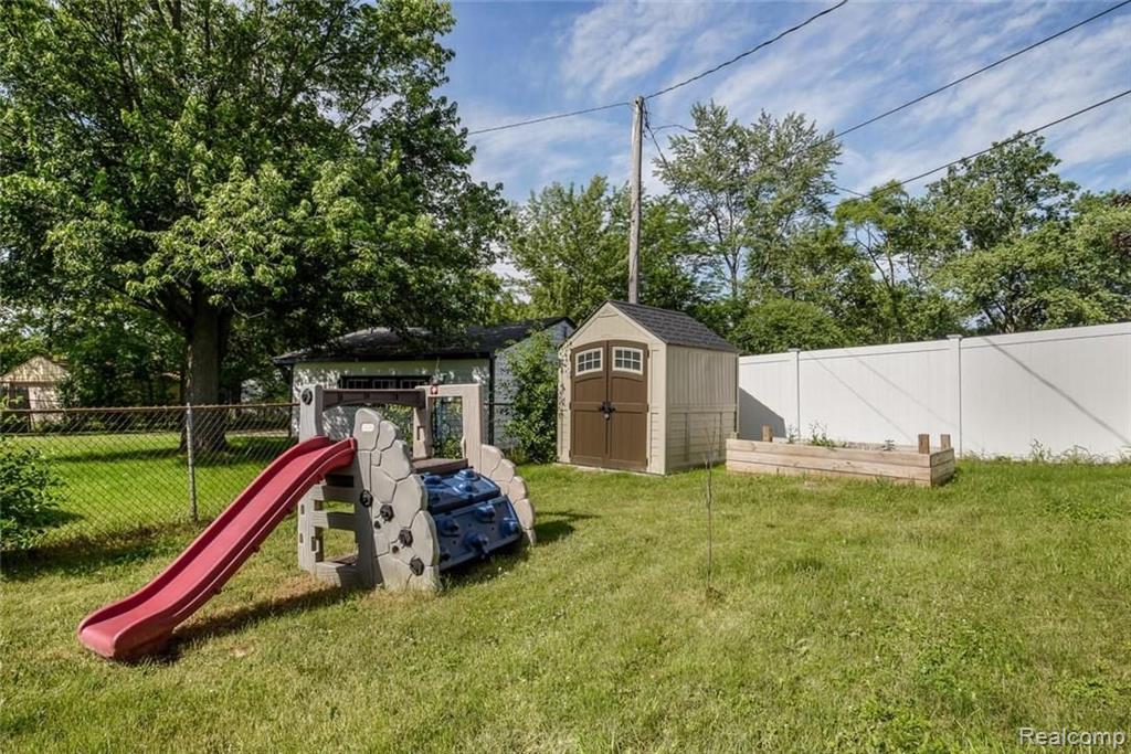32191 Marblehead Road Farmington, MI 48336 - Photo 34 of 35