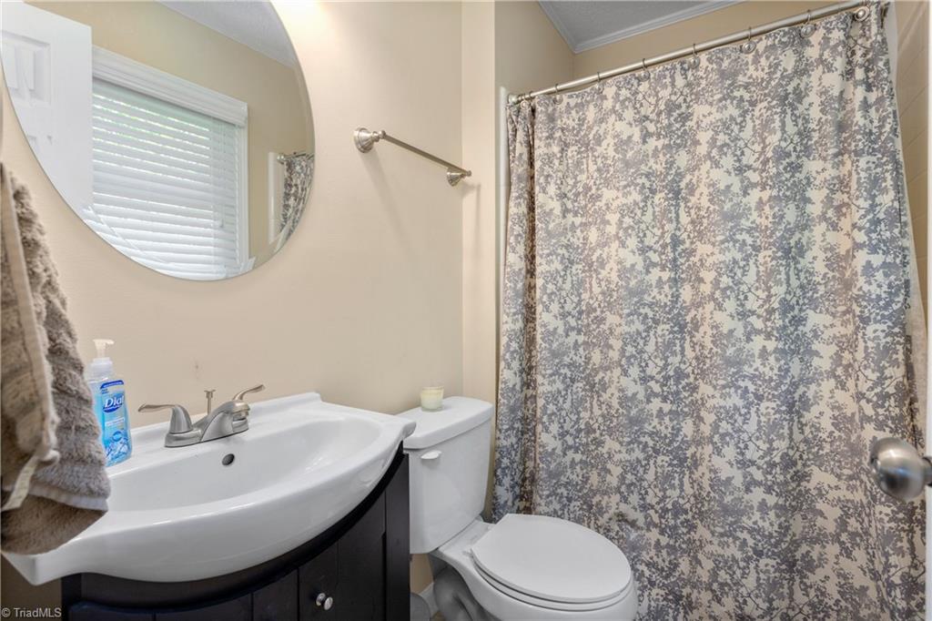 1701 Bolingbroke Road High Point, NC 27265 - Photo 16 of 17 Gallery Image 16