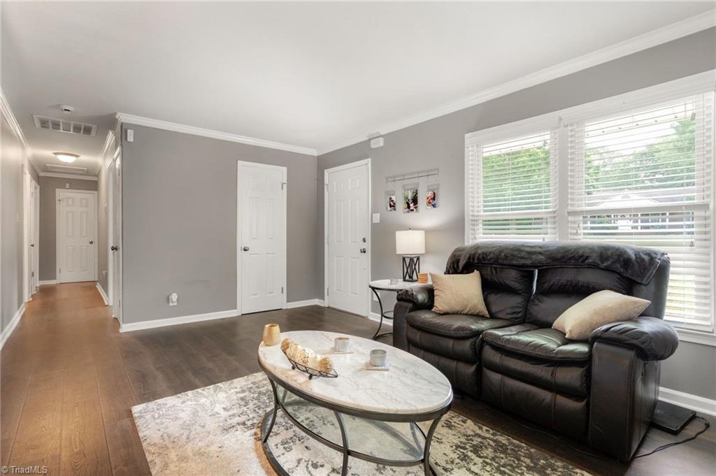1701 Bolingbroke Road High Point, NC 27265 - Photo 6 of 17 Gallery Image 6