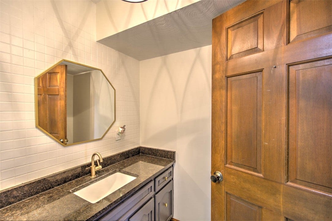 5384 Wilcar Court Decatur, IL 62521 - Photo 26 of 36 Gallery Image 26