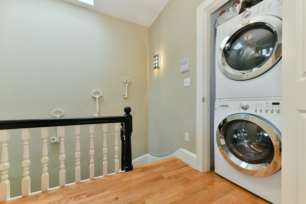 150 1/2 M Street, Unit 3 Boston, MA 02127 - Photo 12 of 14