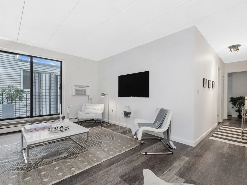 761 East 6th Street, Unit 7 Boston, MA 02127 - Photo 6 of 16