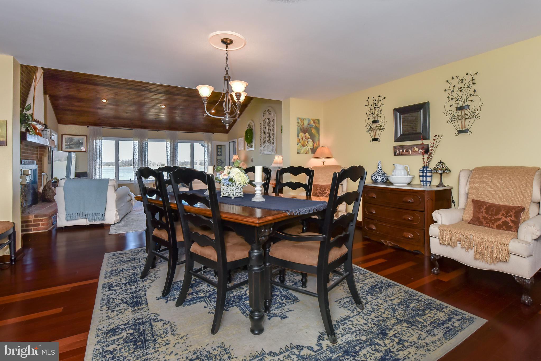 79 Knollwood Road Elkton, MD 21921 - Photo 20 of 40 Dining area off the kitchen