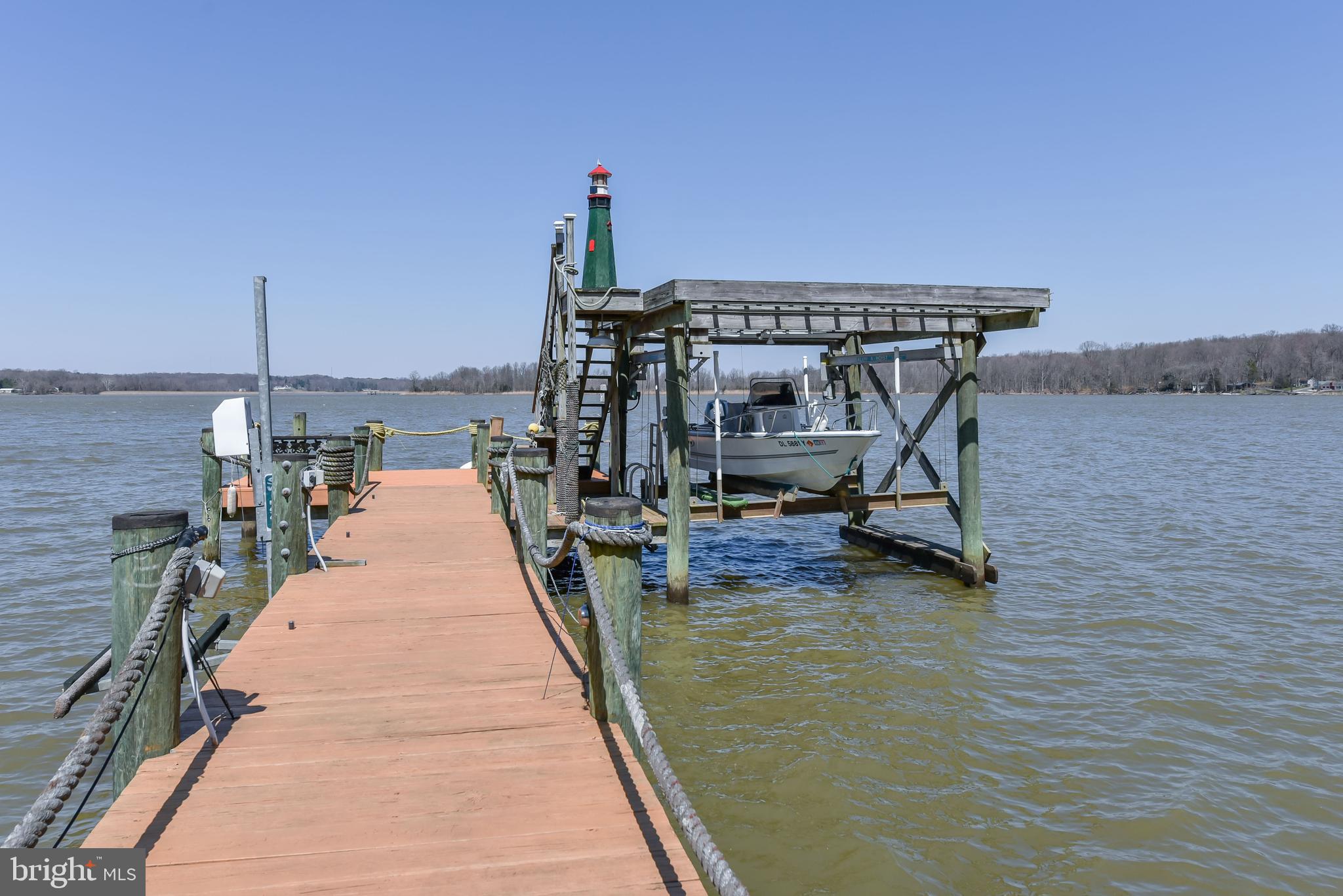 79 Knollwood Road Elkton, MD 21921 - Photo 4 of 40 100' pier w/ larger 12" butt poles--multiple boats