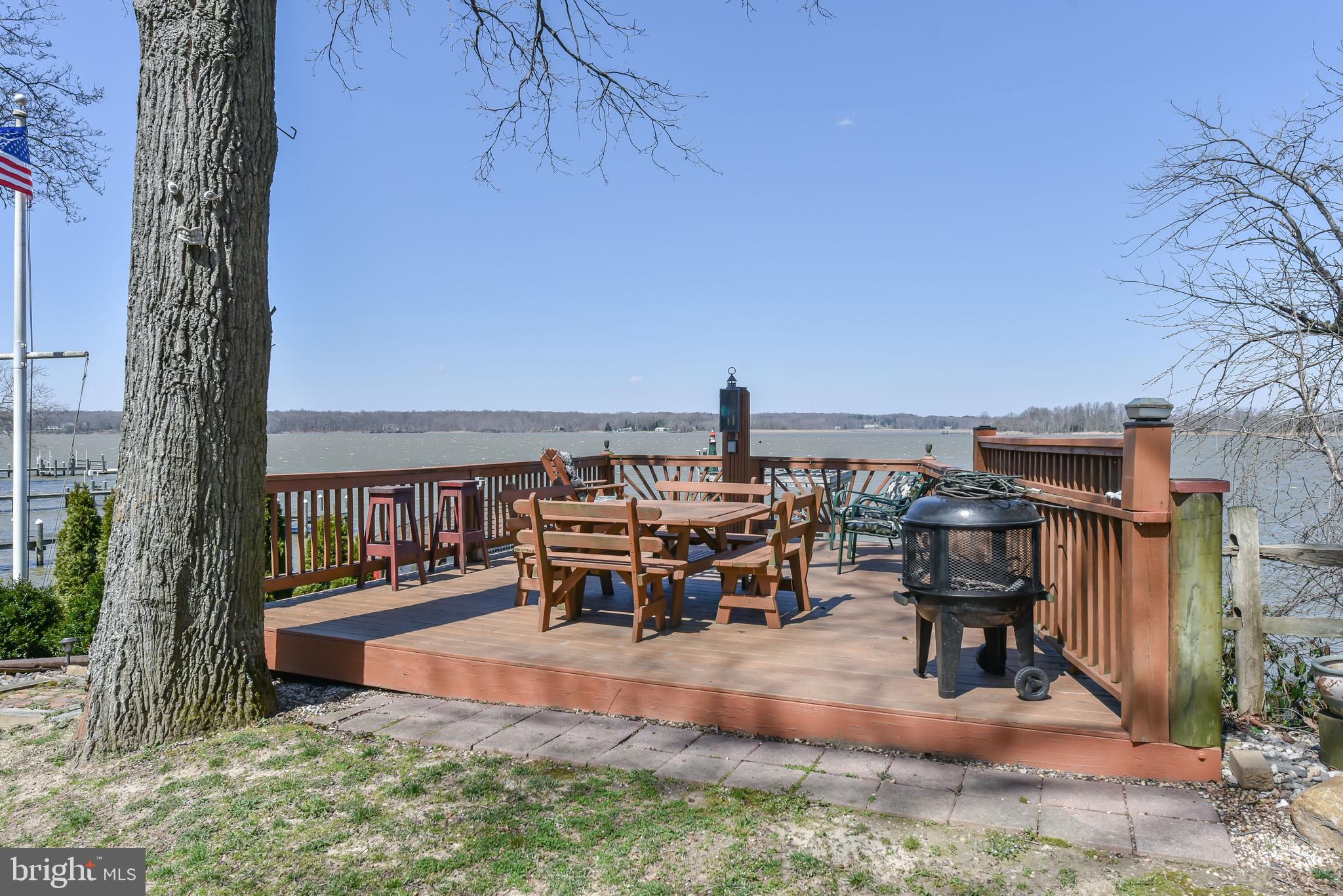 79 Knollwood Road Elkton, MD 21921 - Photo 9 of 40 Cantilevered deck over bank