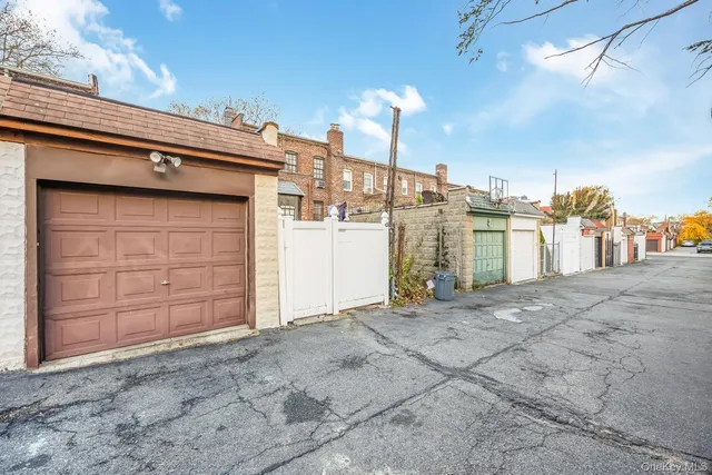 a view of a storage & utility room