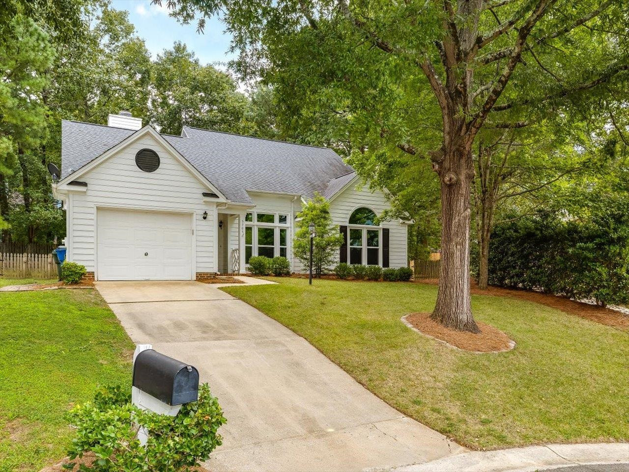 5705 Earlham Court Raleigh, NC 27613 - Photo 2 of 62 Photo 2