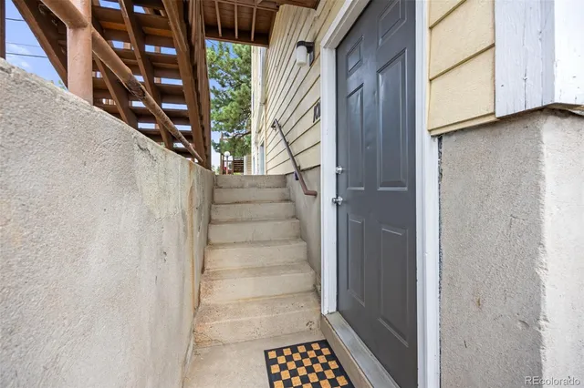 a view of entryway with stairs