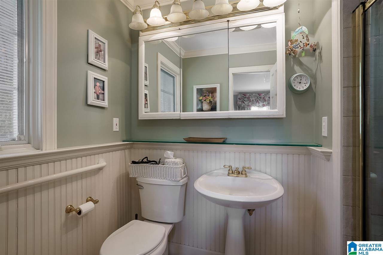 1322 Round Hill Road Birmingham, AL 35216 - Photo 26 of 48