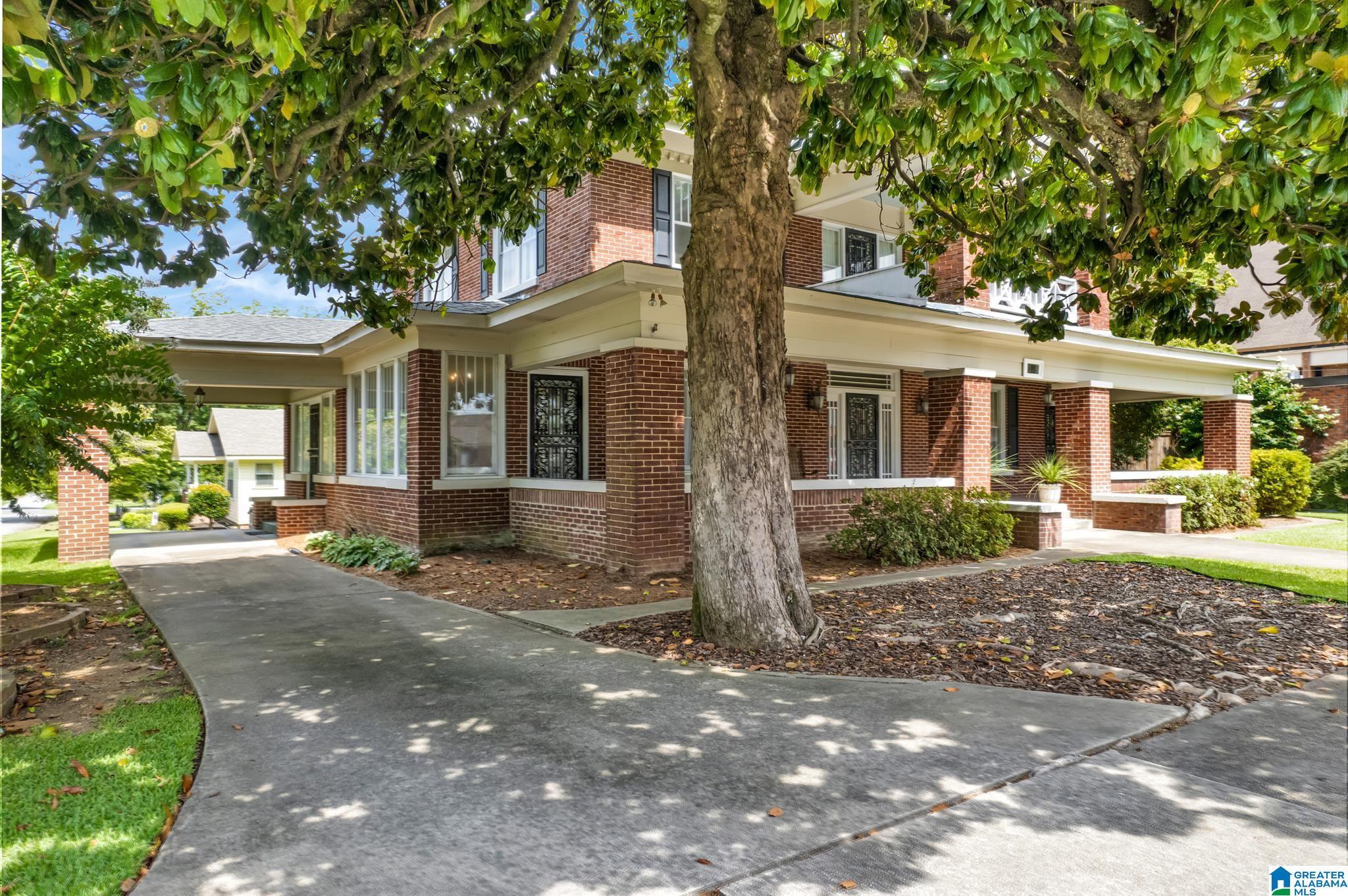 302 3rd Street North Oneonta, AL 35121 - Photo 2 of 41