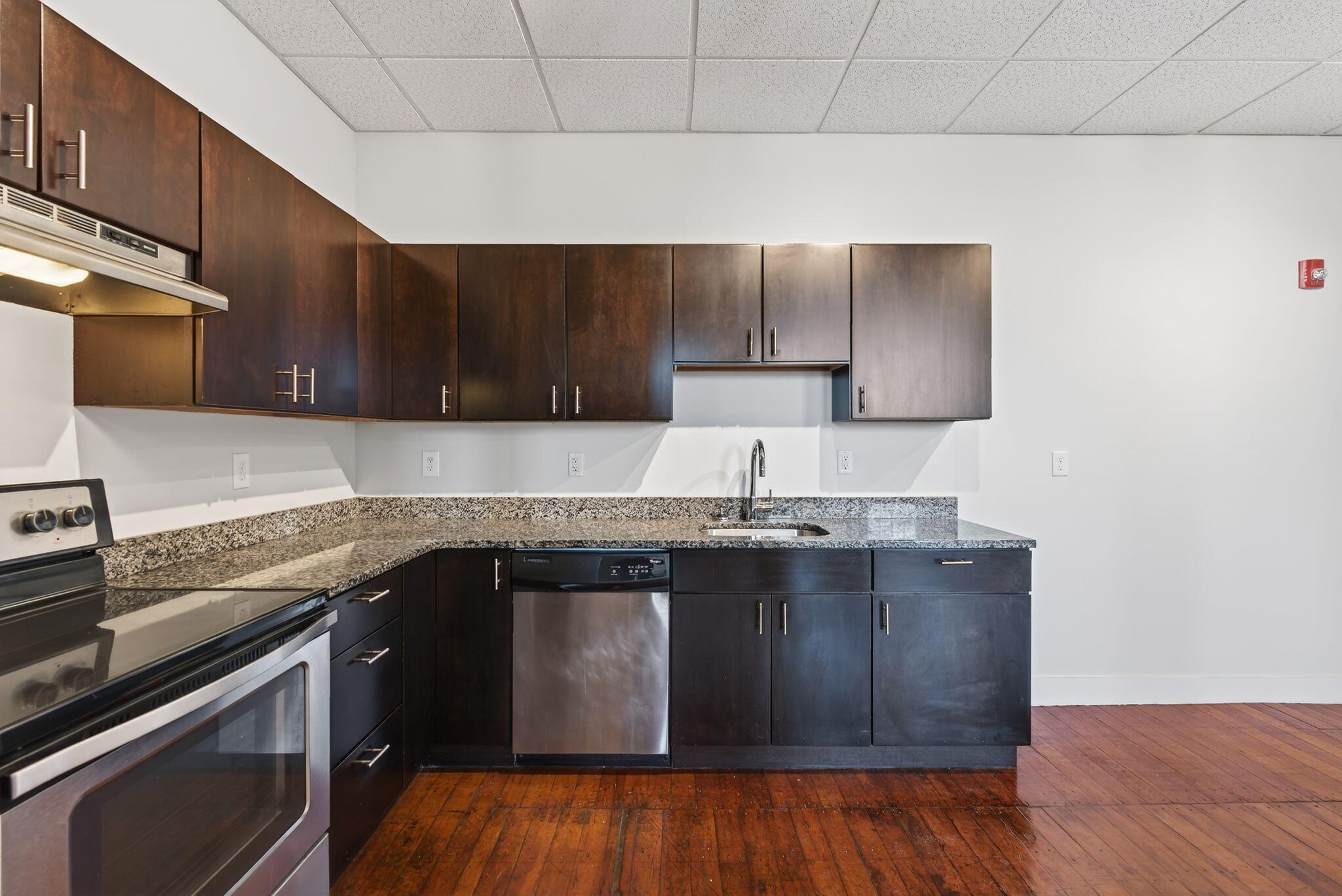 2 Main Street, Unit 17408 Biddeford, ME 04005 - Photo 11 of 47 Water View Unit 17-410