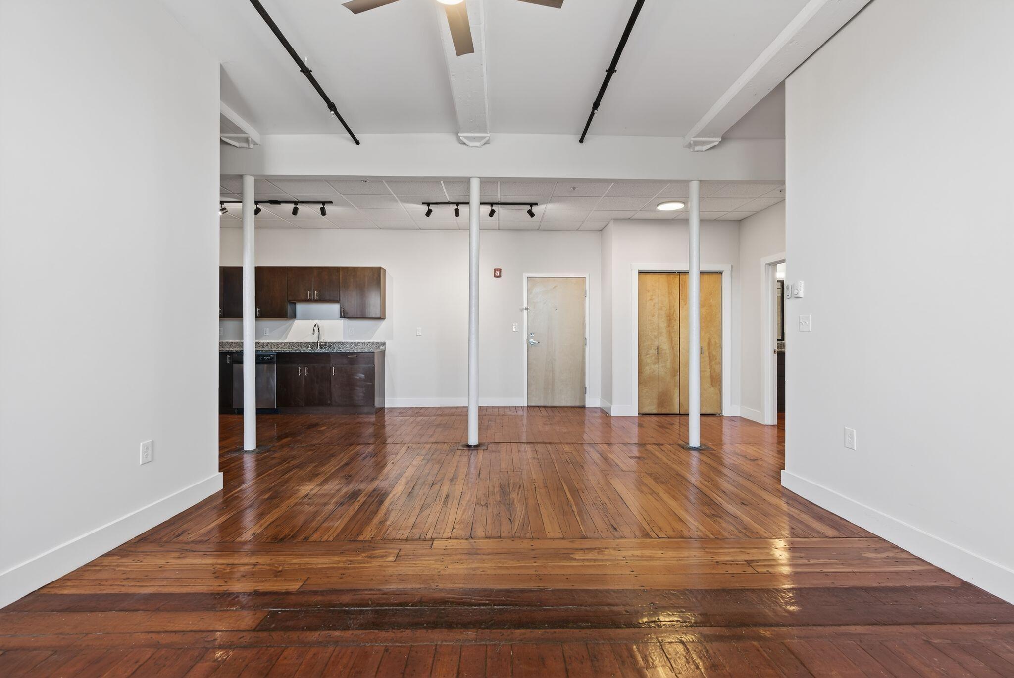 2 Main Street, Unit 17408 Biddeford, ME 04005 - Photo 8 of 47 Water View Unit 17-410