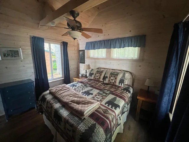 $549,900 | 101 Lake View Lane, Millinocket, ME 04462