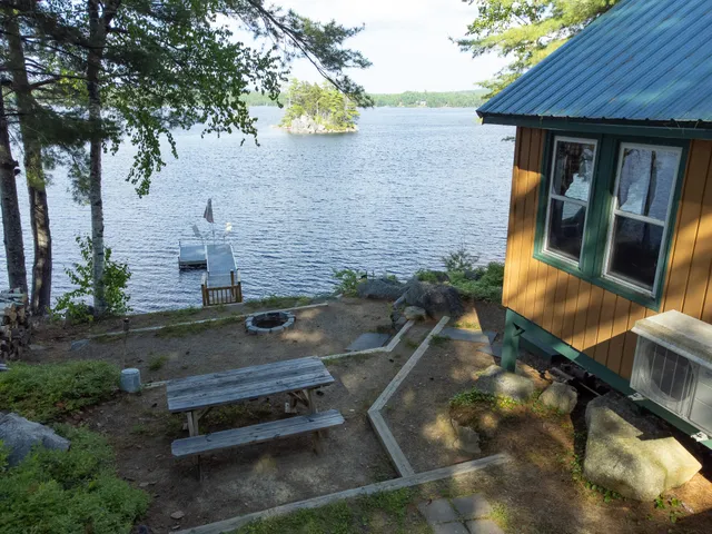 $549,900 | 101 Lake View Lane, Millinocket, ME 04462