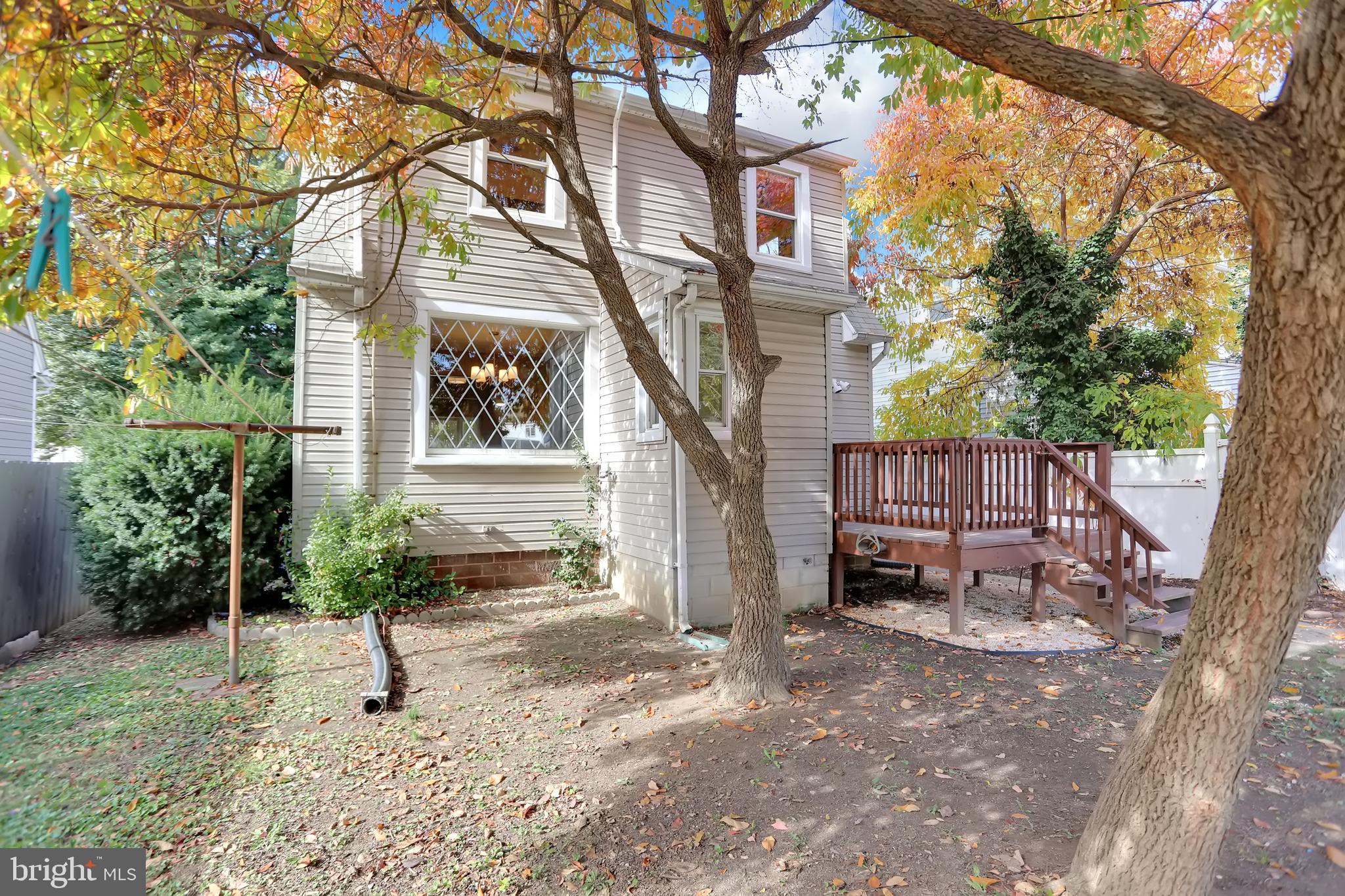41 Township Road Dundalk, MD 21222 - Photo 32 of 40 a house view with a backyard space