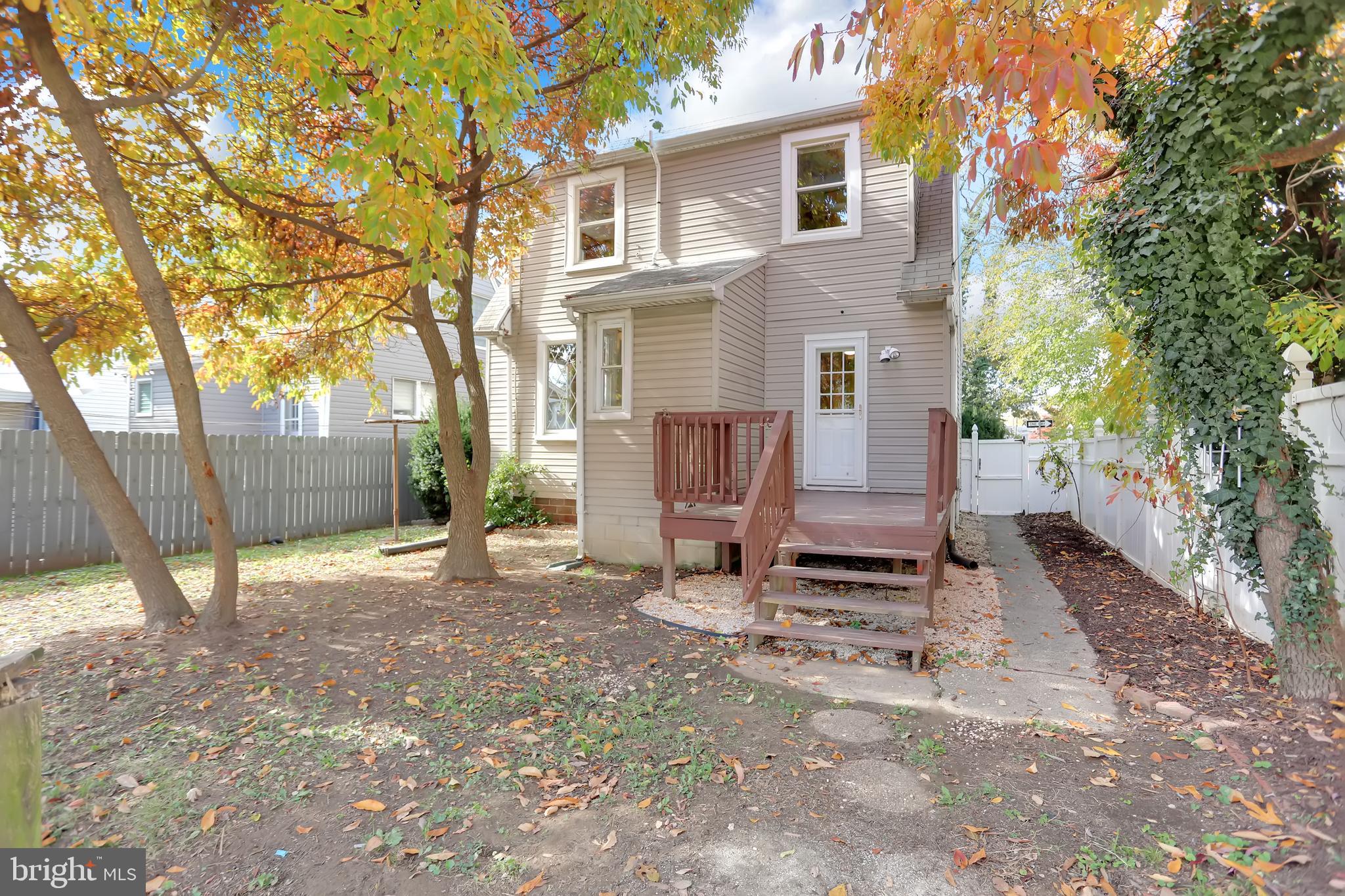 41 Township Road Dundalk, MD 21222 - Photo 34 of 40 a front view of a house with a yard