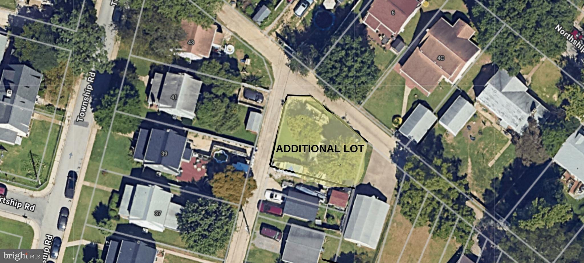 41 Township Road Dundalk, MD 21222 - Photo 40 of 40 a sign that is on a pole