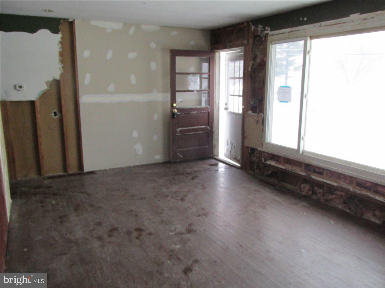 184 Texaco Road Mechanicsburg, PA 17050 - Photo 5 of 14 Gallery Image 5