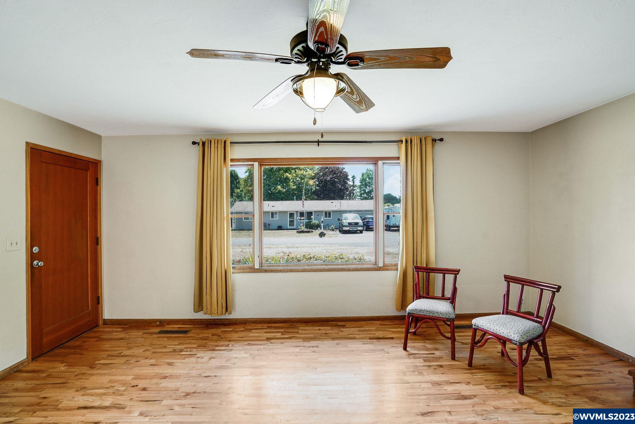 1121 37th Avenue Southwest Albany, OR 97321 - Photo 12 of 42