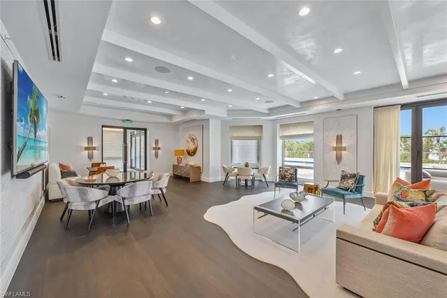 $10,995,000 | 8477 Bay Colony Drive, Unit 902, Naples, FL 34108