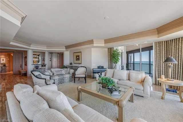 $10,995,000 | 8477 Bay Colony Drive, Unit 902, Naples, FL 34108