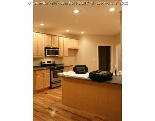 4025 Ridgeview Lane Hurricane, WV 25526 - Photo 5 of 8 Kitchen.