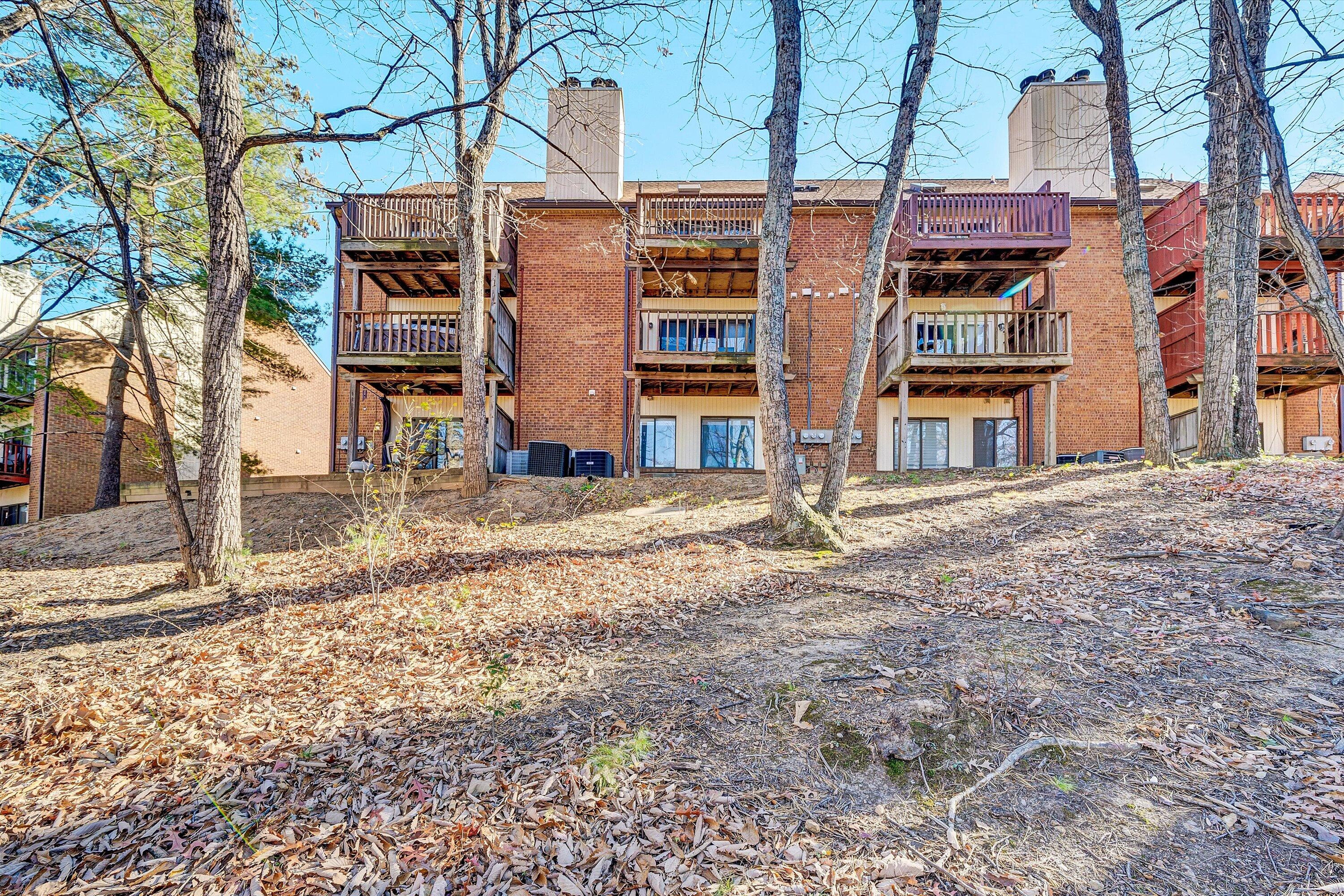 3347 Forest Ridge Road Roanoke, VA 24018 - Photo 20 of 22 a view of a house with a yard and large tree