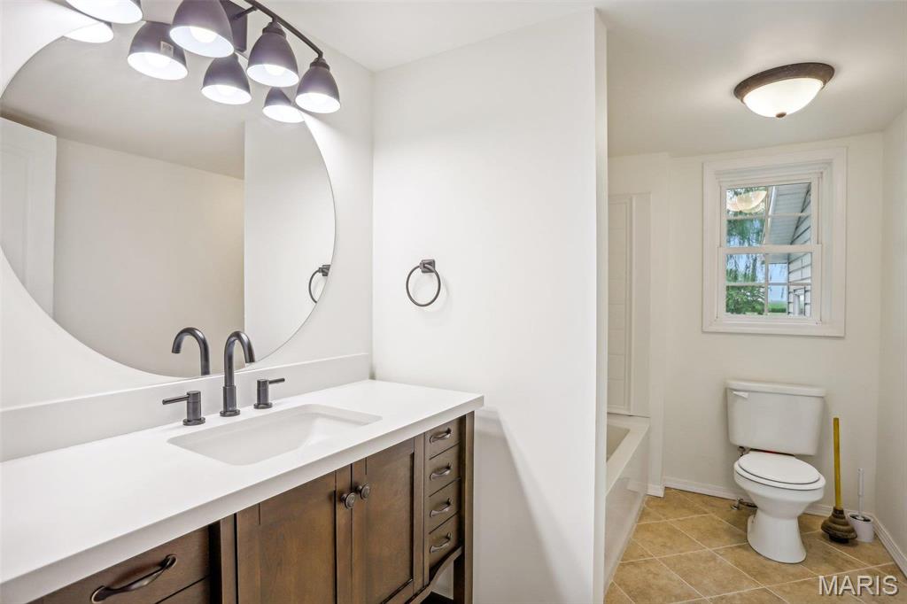 104 North 6th Street Witt, IL 62094 - Photo 16 of 33