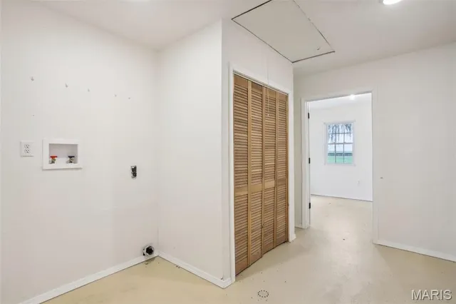 $150,000 | 104 North 6th Street, Witt, IL 62094